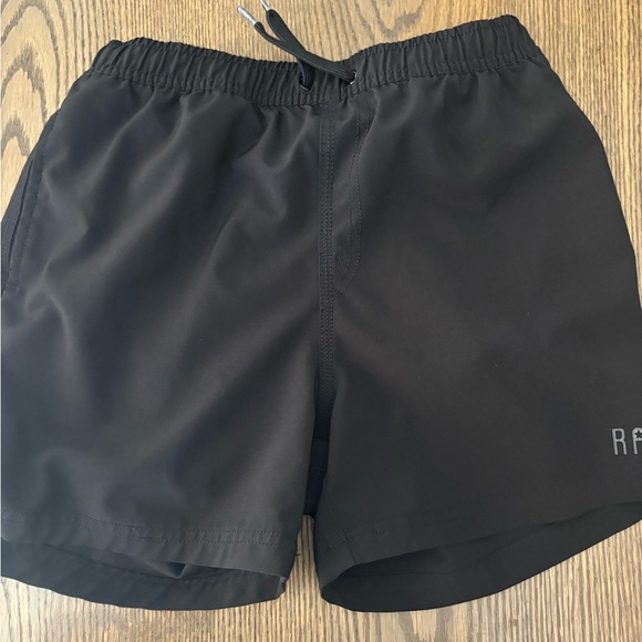 RAD swim board shorts. Size kids 12. EUC. - Picture 8 of 9